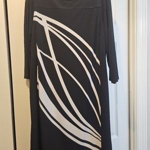 CHICO'S Fully lined black and white dress, Chico's size 2, L/12 EUC